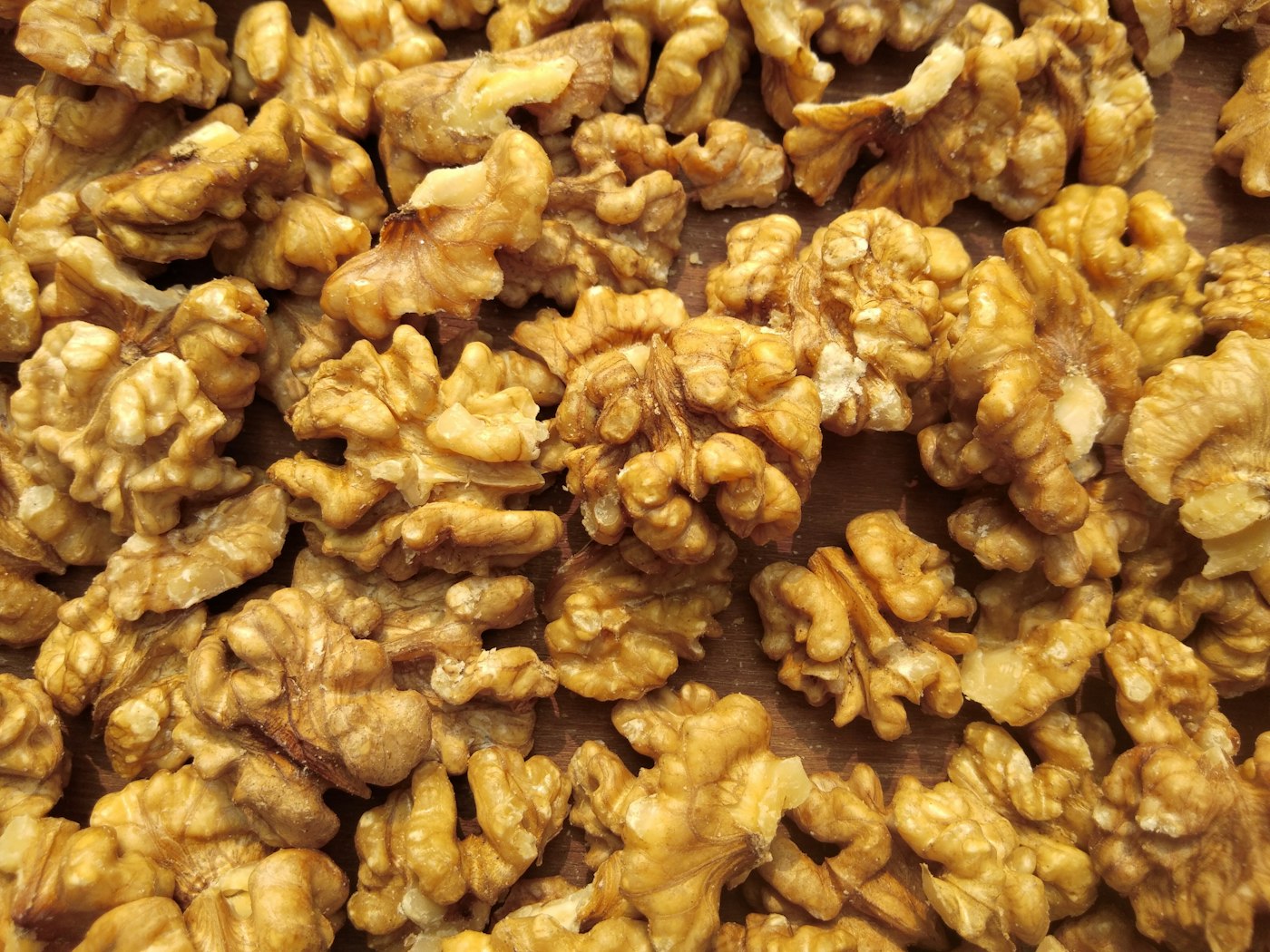 Walnut halves